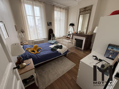 Appartement - 133 m² - 4 pièces