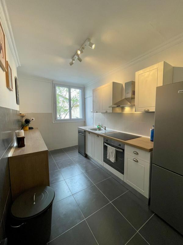 Appartement - 90 m² - 5 pièces