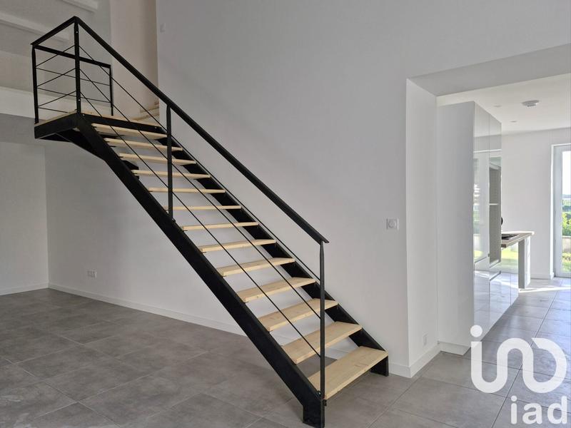 Maison - 153 m² - 4 pièces