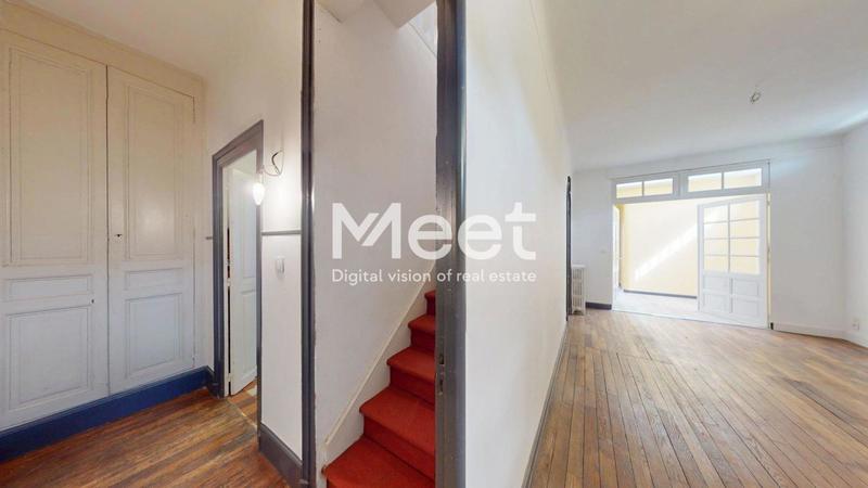 Maison de maîtres - 230 m² - 8 pièces