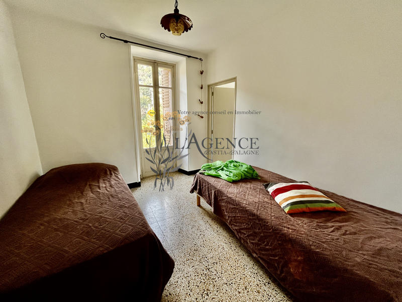 Maison - 113 m² - 10 pièces