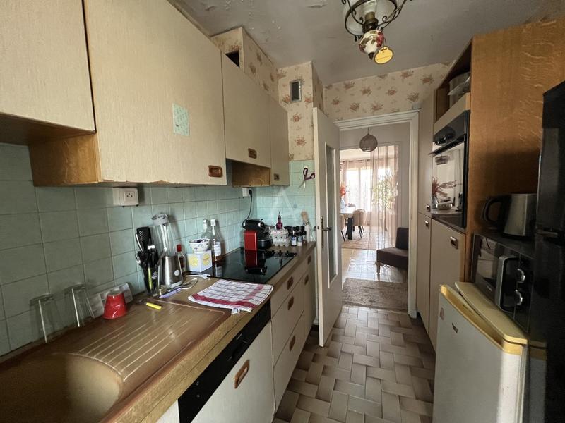 Appartement ancien - 86 m² - 4 pièces