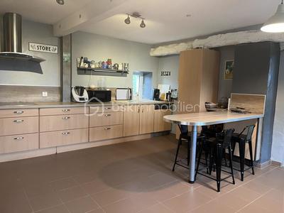 Maison - 153 m² - 7 pièces