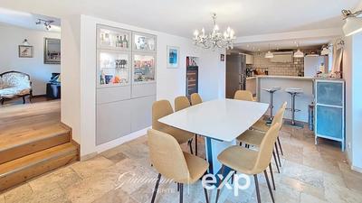 Maison de village - 192 m² - 7 pièces