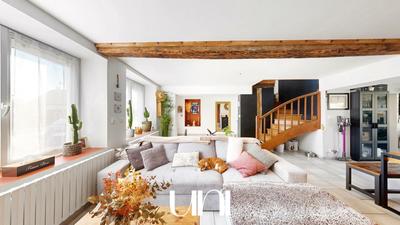 Maison - 121 m² - 4 pièces