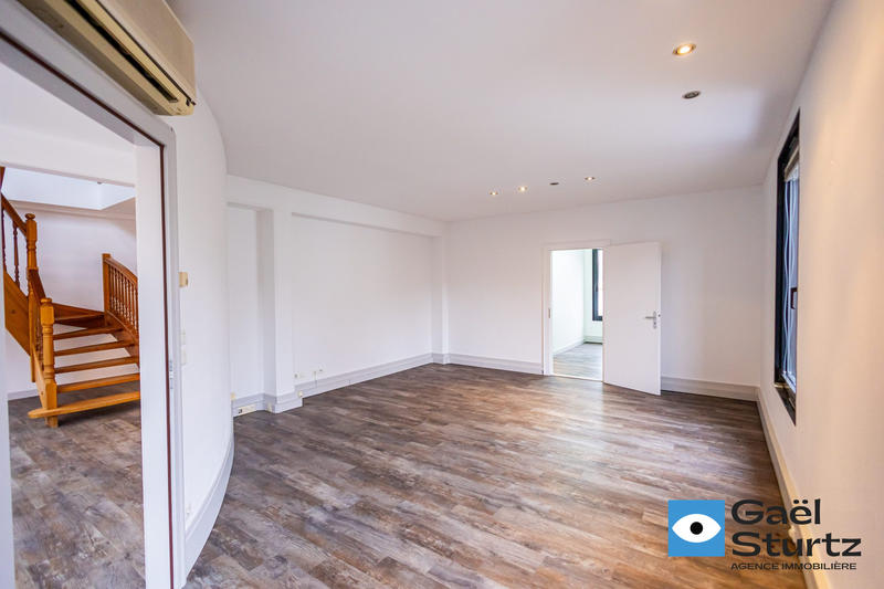 Maison - 574 m² - 17 pièces