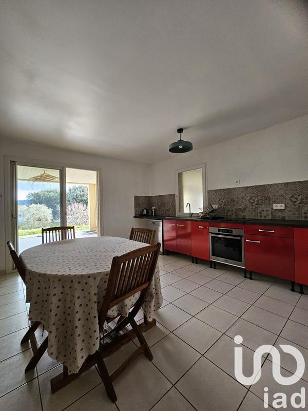 Maison - 327 m² - 11 pièces