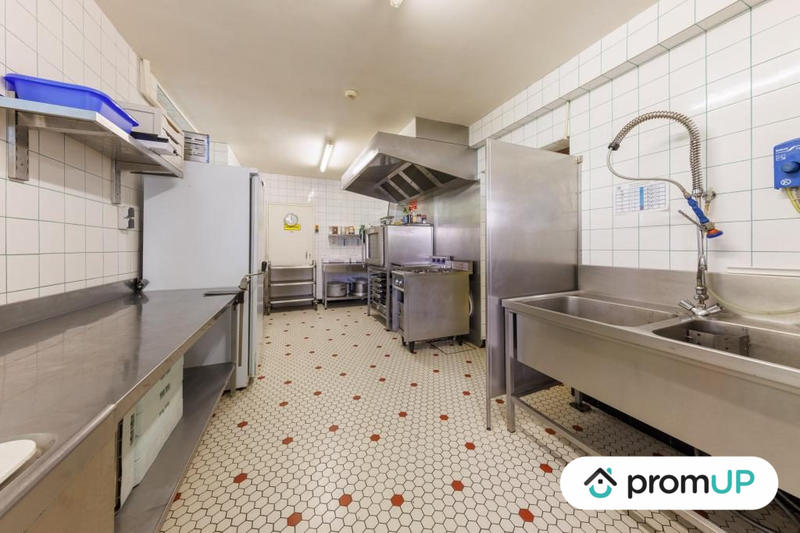 Local d'activités - 540 m² - 26 pièces