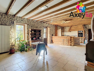 Maison - 160 m² - 6 pièces