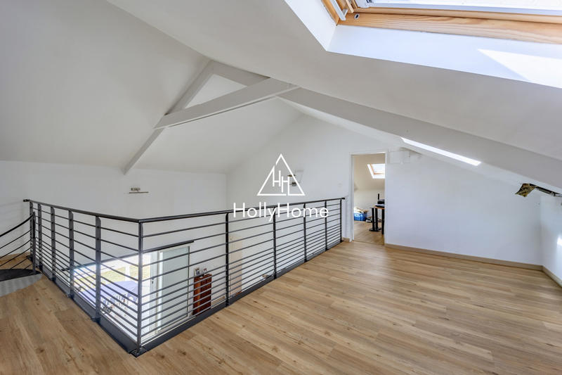 Villa - 187 m² - 7 pièces