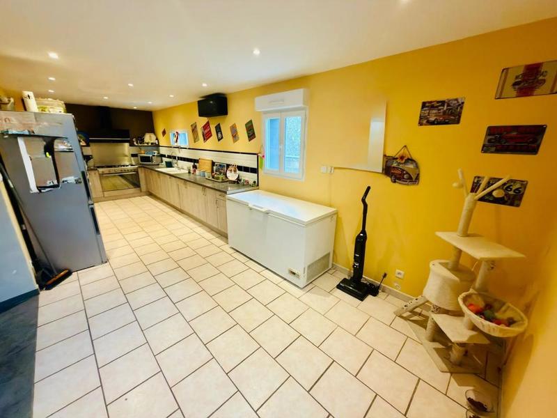 Maison - 129 m² - 6 pièces