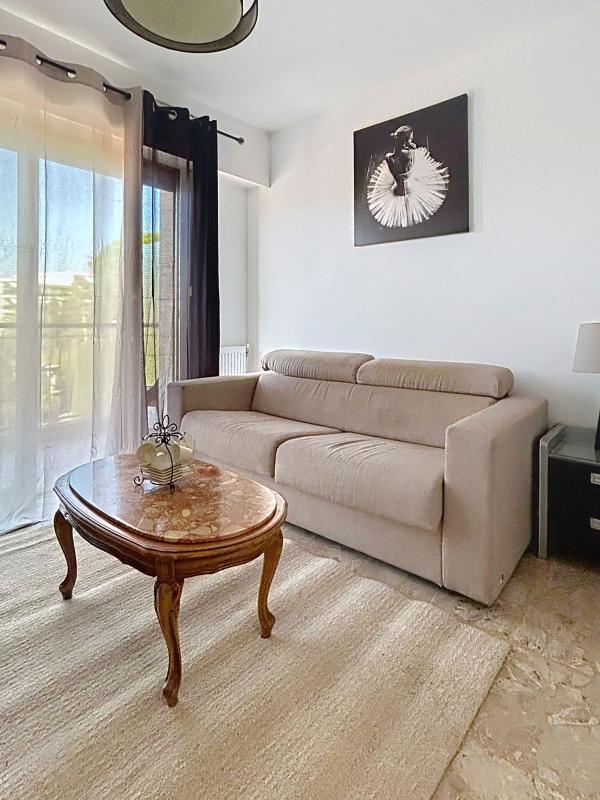 Studio - 18 m² - 1 pièce