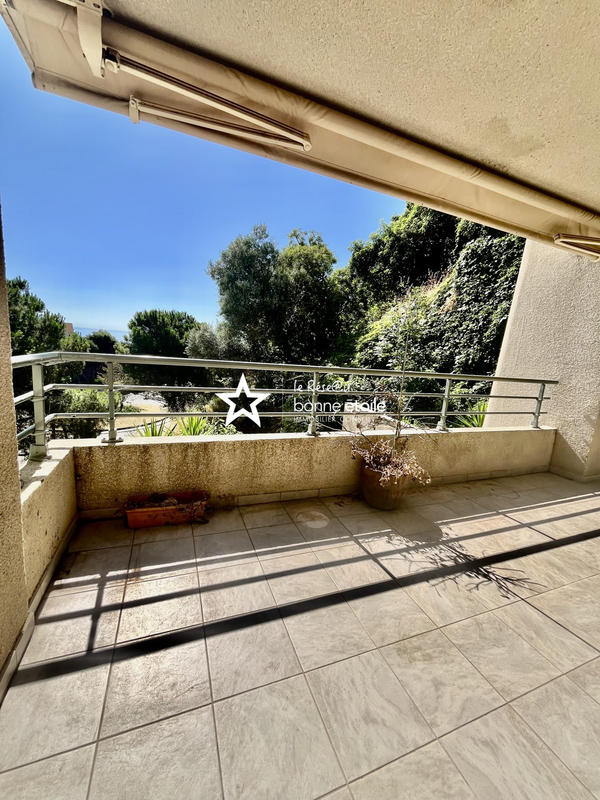 Appartement - 89 m² - 3 pièces