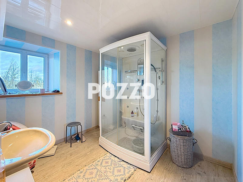 Maison - 190 m² - 6 pièces