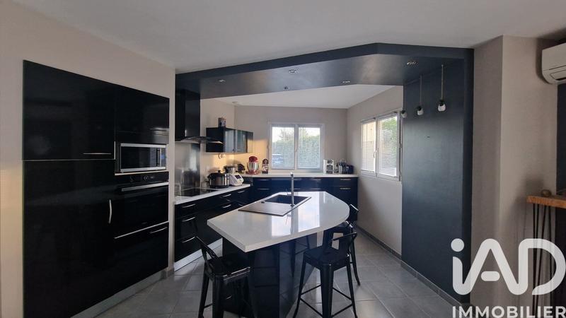 Maison - 102 m² - 5 pièces