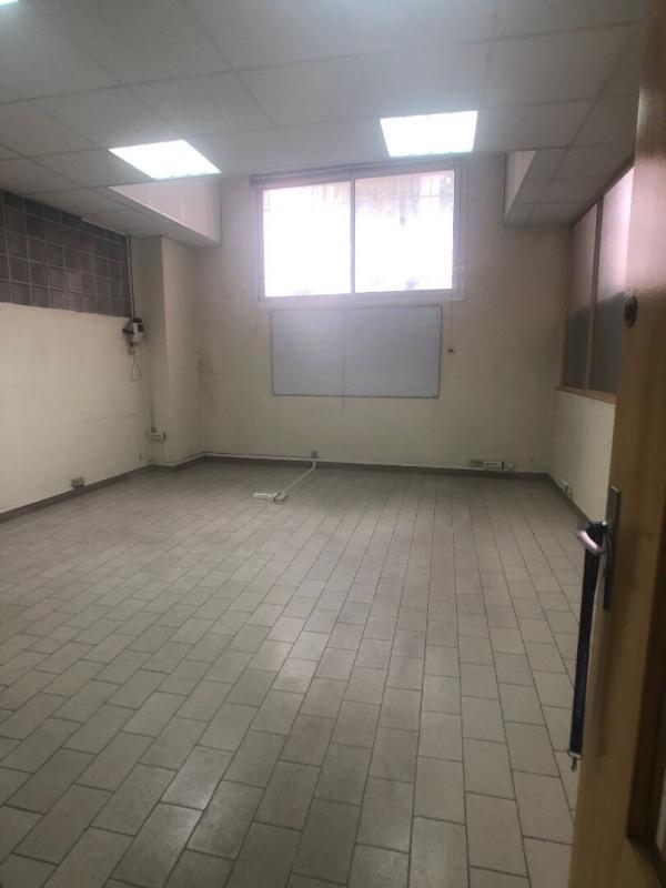 Local commercial - 174 m²