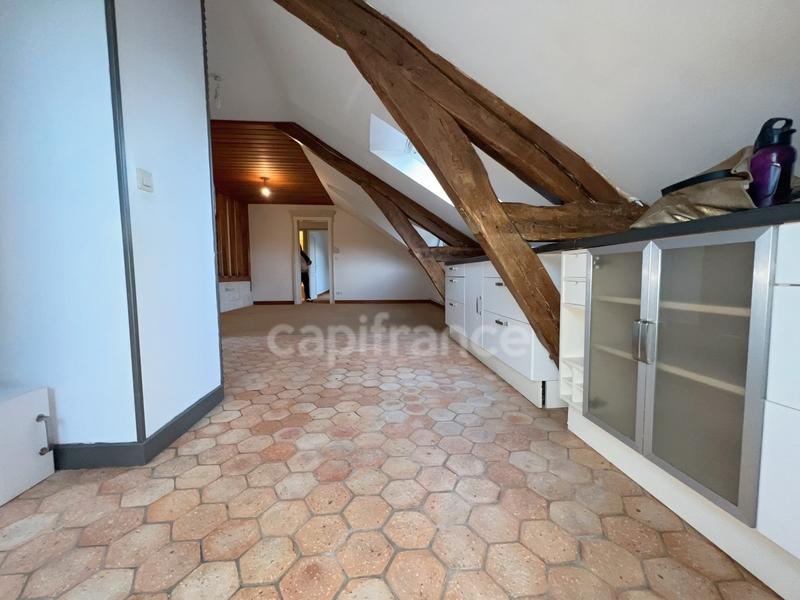 Appartement - 90 m² - 4 pièces