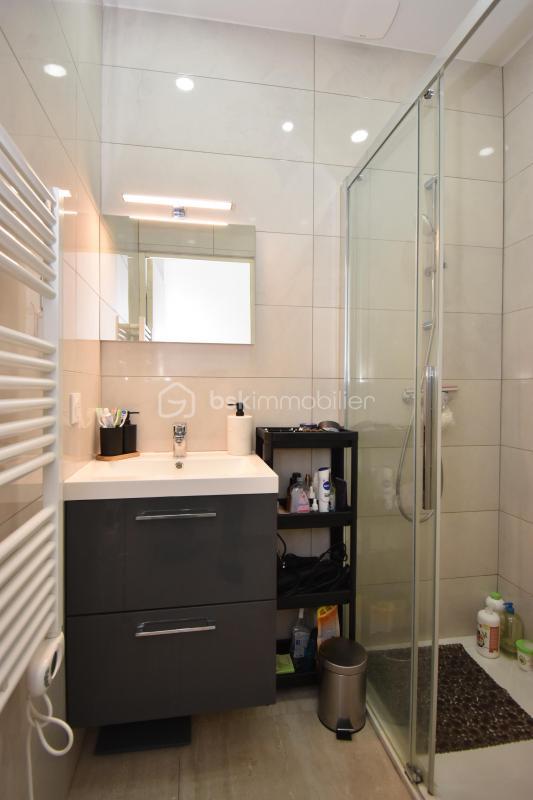 Appartement - 85 m² - 5 pièces