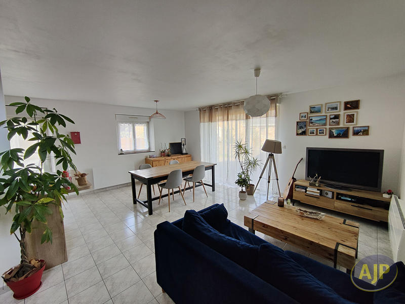 Maison - 81 m² - 5 pièces