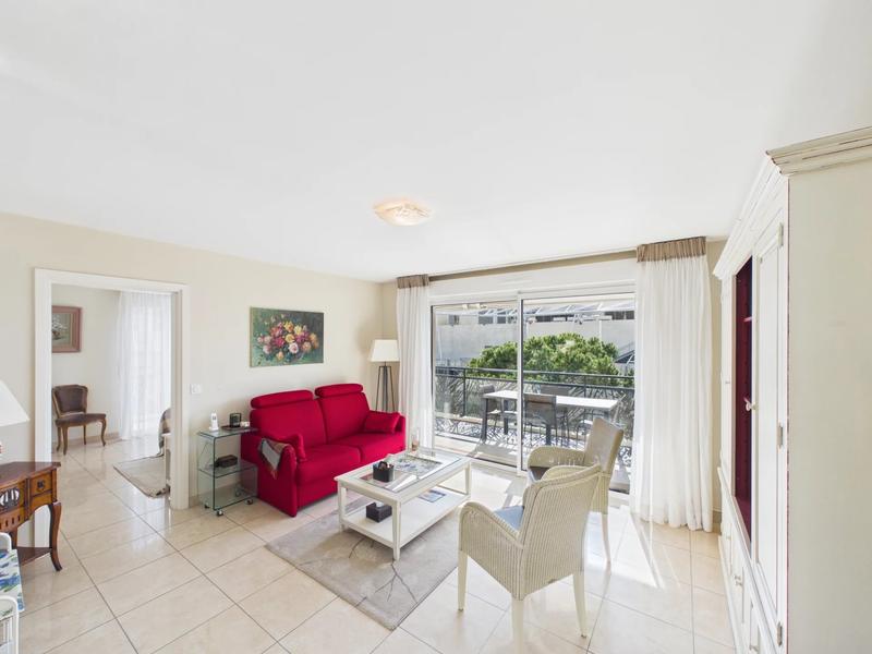 Appartement - 77 m² - 3 pièces