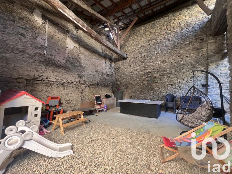 Maison - 92 m² - 5 pièces