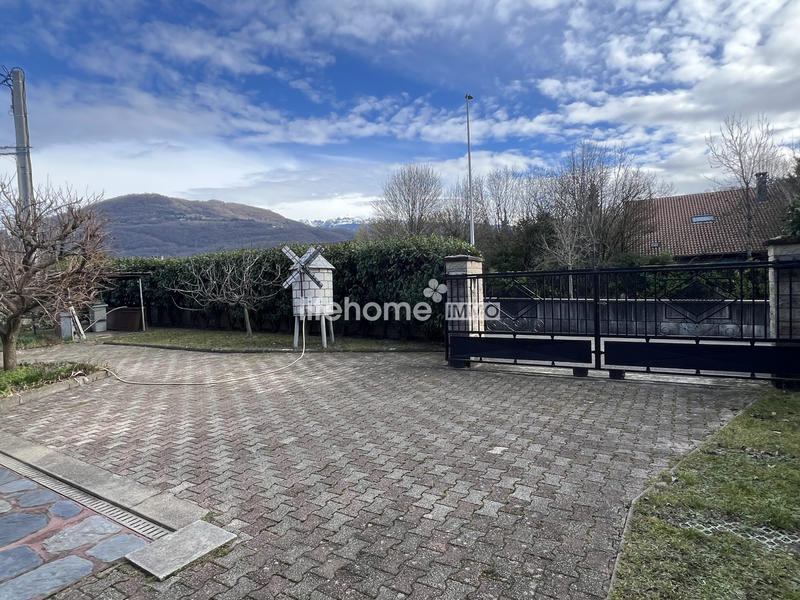 Maison - 101 m² - 6 pièces