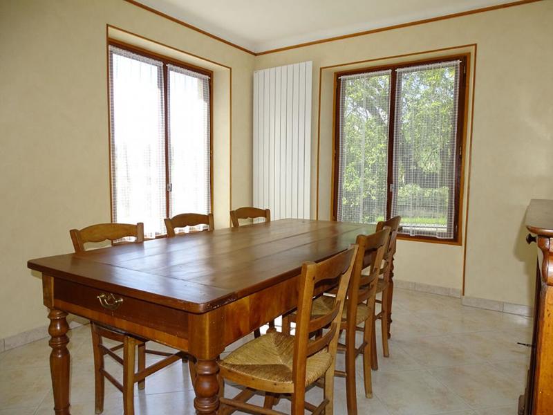 Maison - 89 m² - 6 pièces