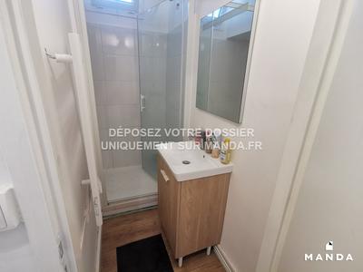 Chambre - 10 m² - 4 pièces