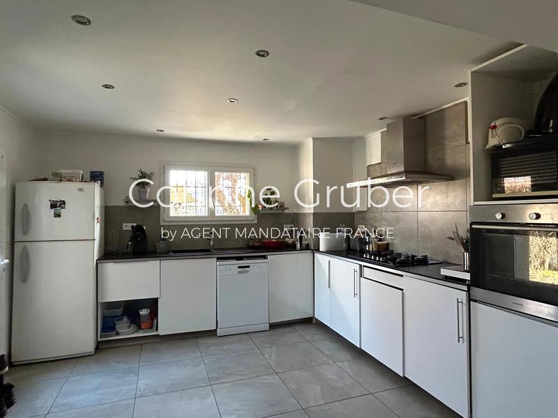 Maison - 192 m² - 5 pièces