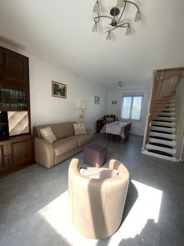 Maison - 99 m² - 4 pièces