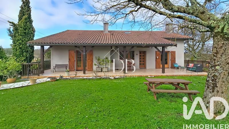 Maison - 176 m² - 7 pièces