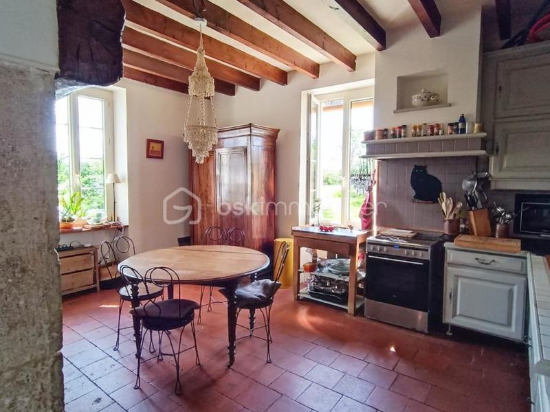 Maison - 292 m² - 9 pièces