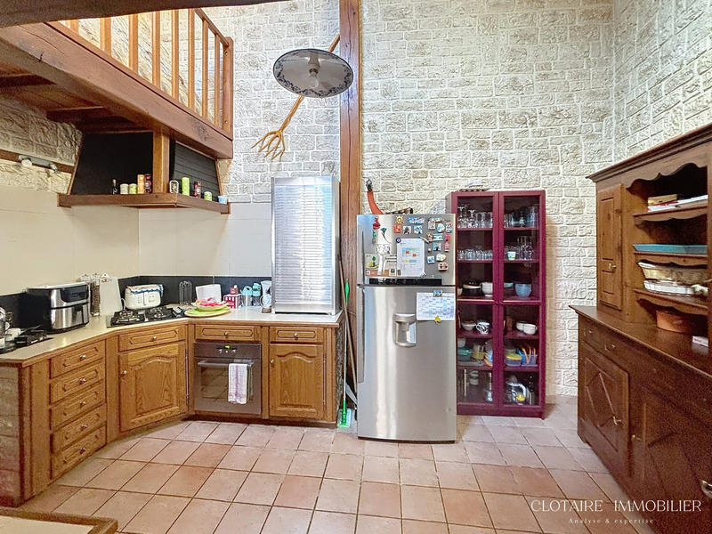 Maison ancienne - 200 m² - 6 pièces