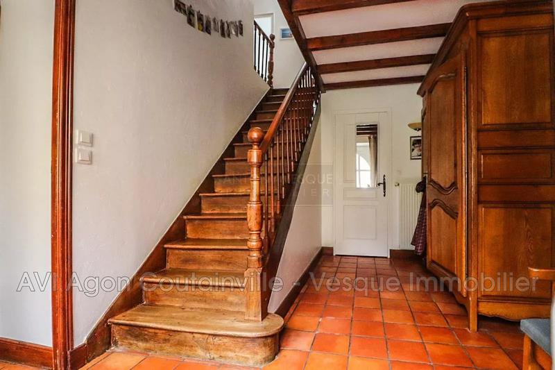 Maison - 288 m² - 15 pièces