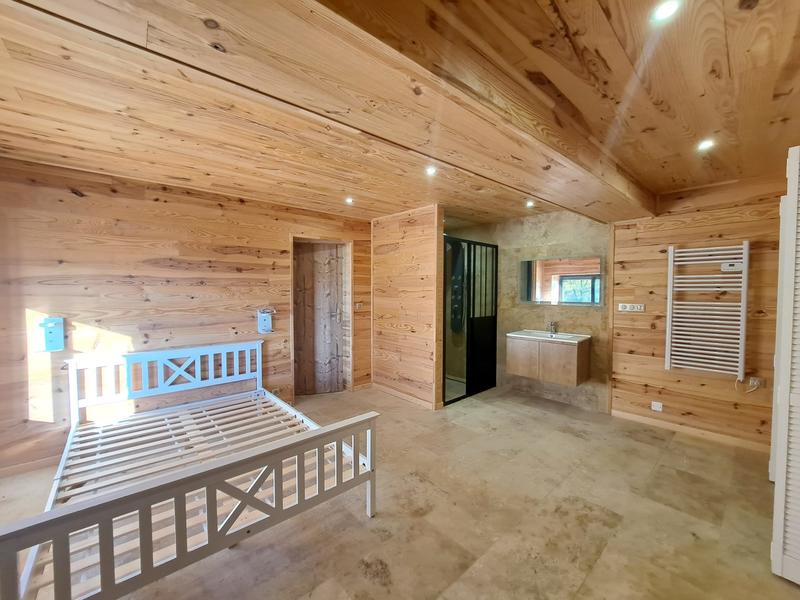 Maison - 429 m² - 11 pièces