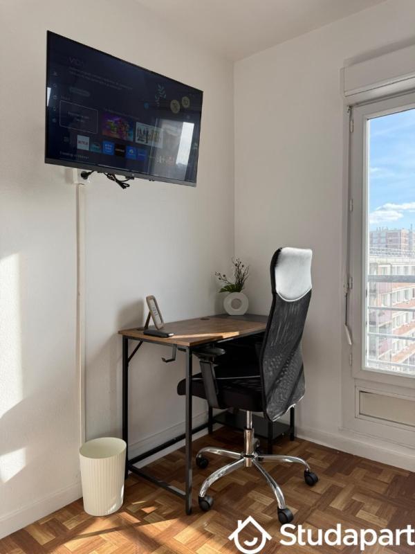 Chambre - 10 m² - 1 pièce