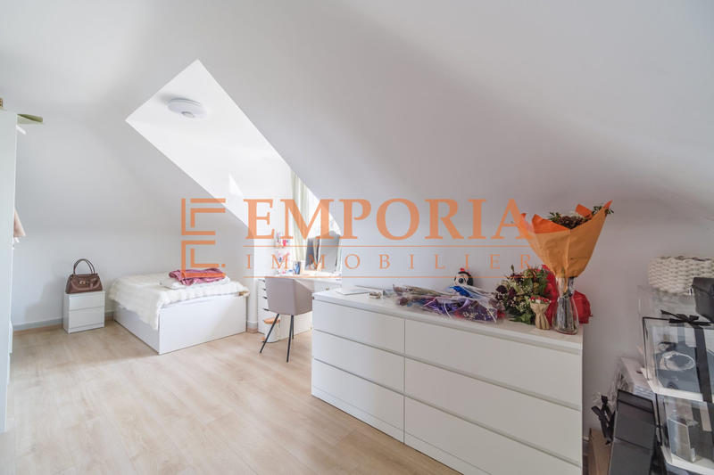 Maison - 160 m² - 7 pièces