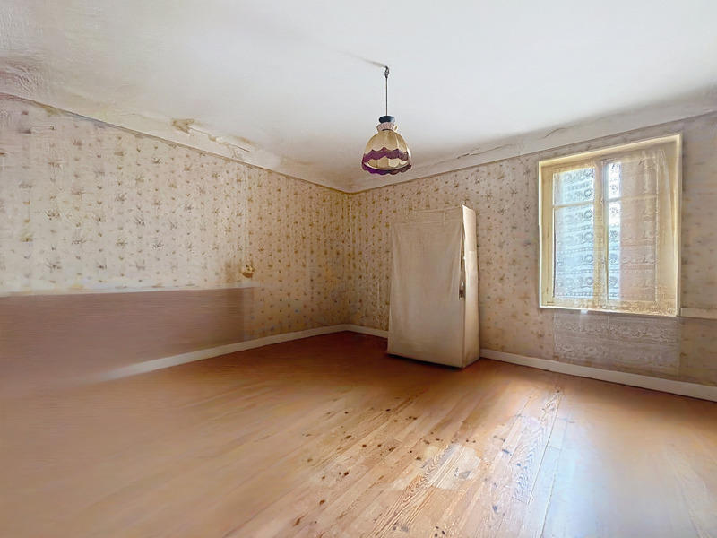 Maison - 238 m² - 10 pièces