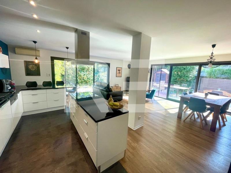 Maison - 130 m² - 5 pièces