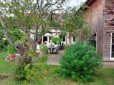 Maison ancienne - 225 m² - 7 pièces