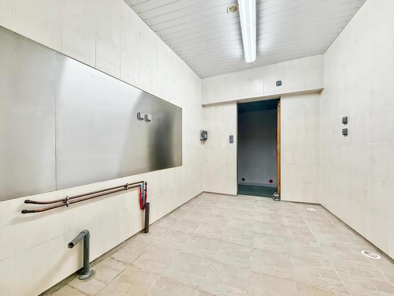 Maison - 205 m² - 8 pièces