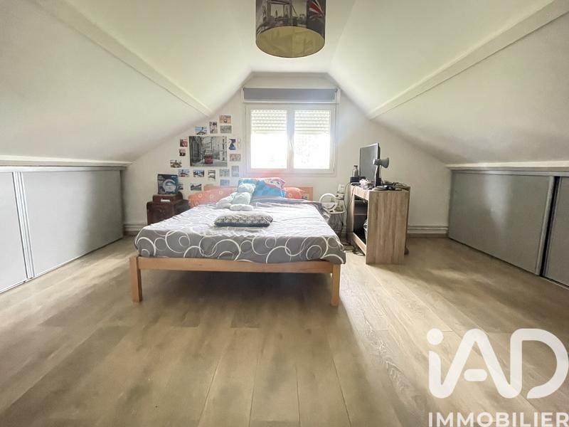 Maison - 235 m² - 8 pièces