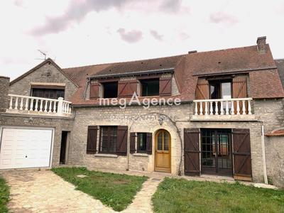 Maison - 158 m² - 6 pièces