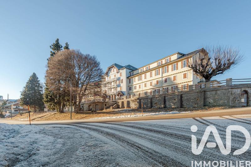 Appartement - 90 m² - 4 pièces