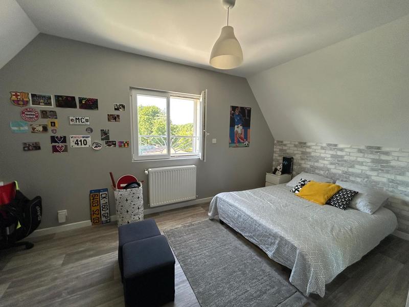 Maison - 150 m² - 10 pièces