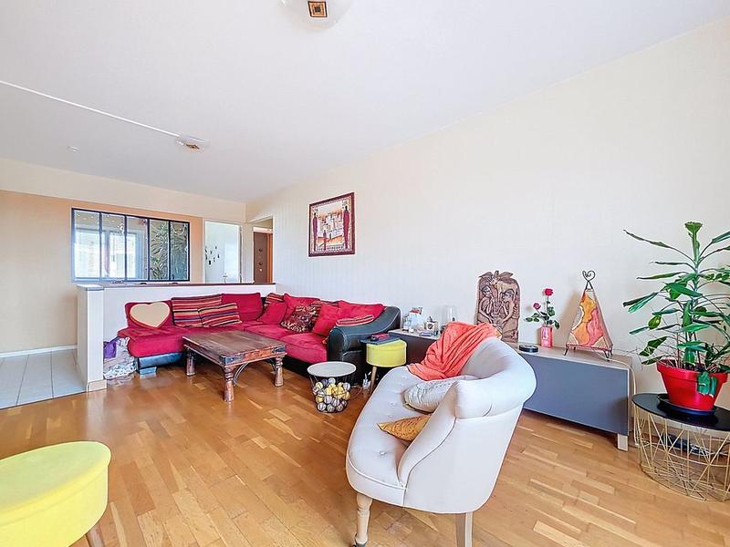 Appartement - 91 m² - 5 pièces