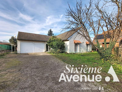Maison - 136 m² - 6 pièces