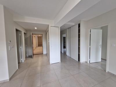 Appartement - 111 m² - 4 pièces