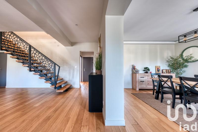 Maison de maîtres - 330 m² - 9 pièces