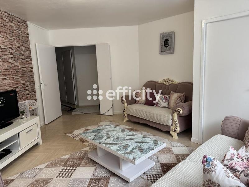 Appartement - 83 m² - 3 pièces